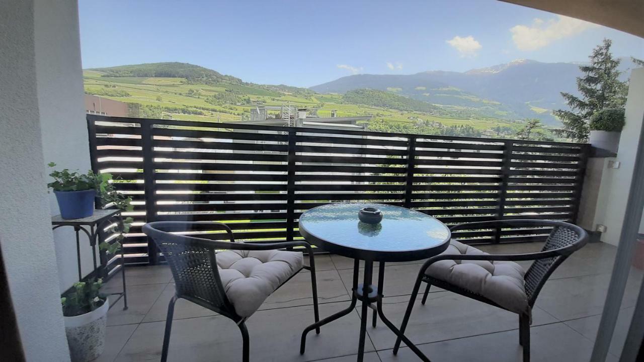 Apartment Laura Brixen Vahrn Exteriör bild